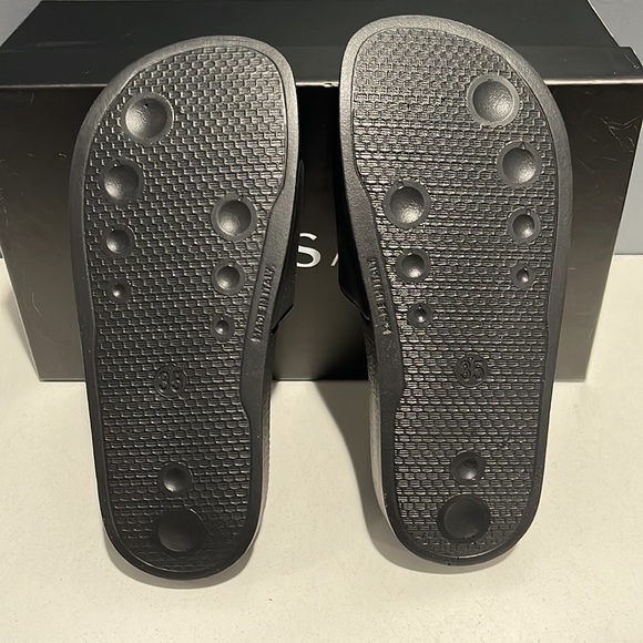 Versace slides - Picture 3 of 4